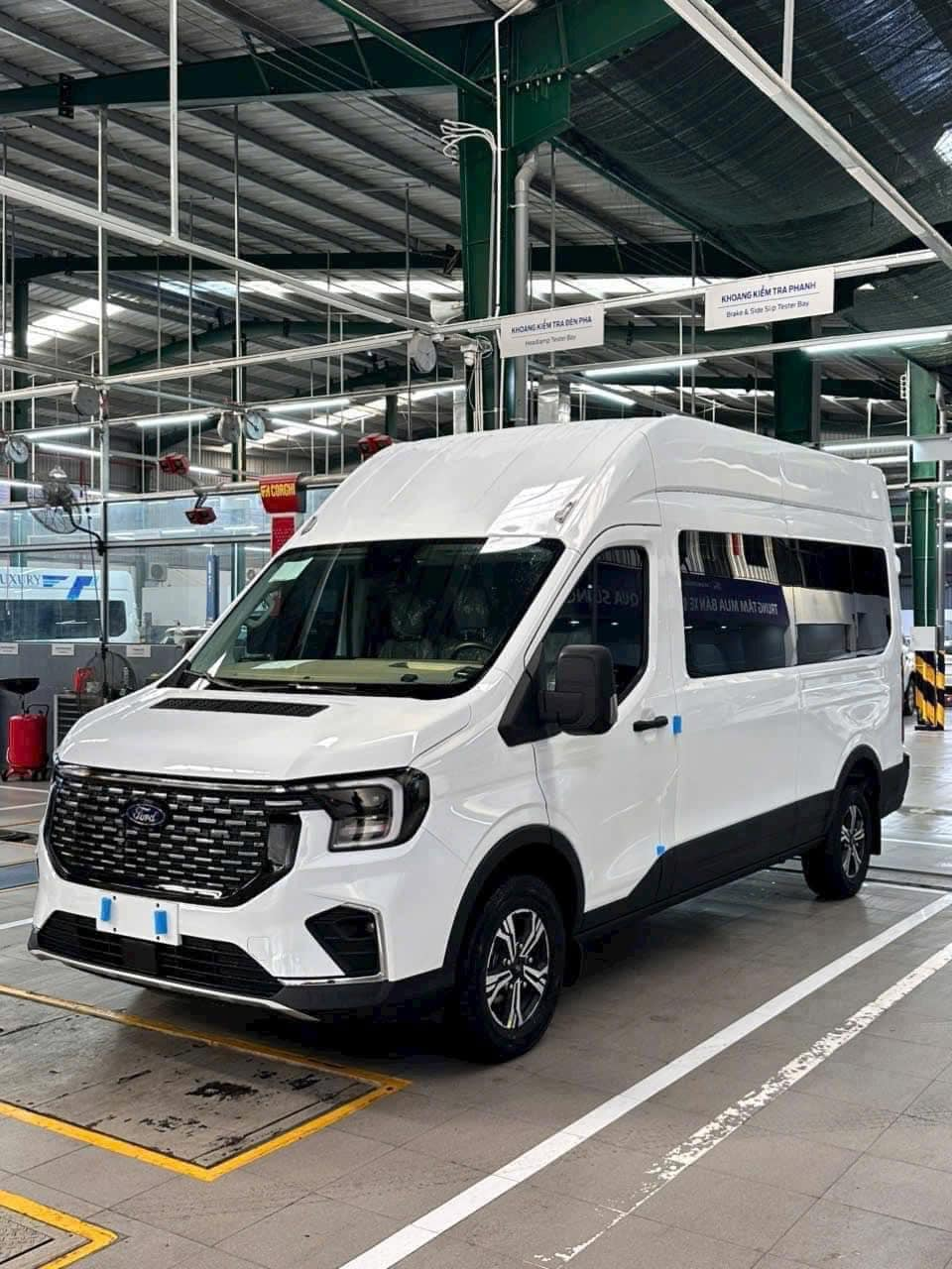 Thuê xe 19 chỗ đi Hạ Long – Trọn vẹn hành trình khám phá Vịnh biển đẹp nhất Việt Nam